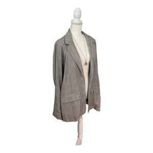 Abercrombie & Fitch Gray and White Blazer